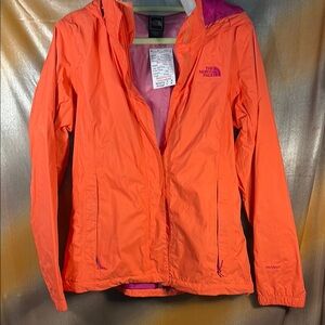 The North Face Women's Vibrant Orange/Pink Ski Jacket size‎ M. Box H1